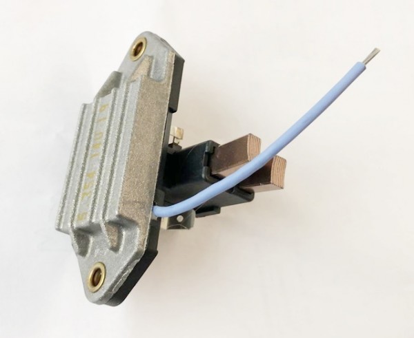 Regler 14V (37972739567)