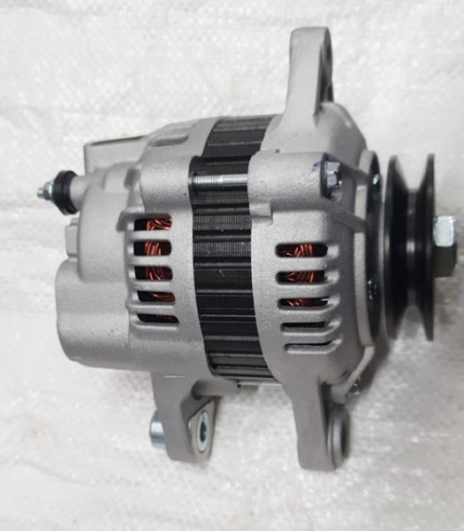 Generator 14V 40A (378C111832)